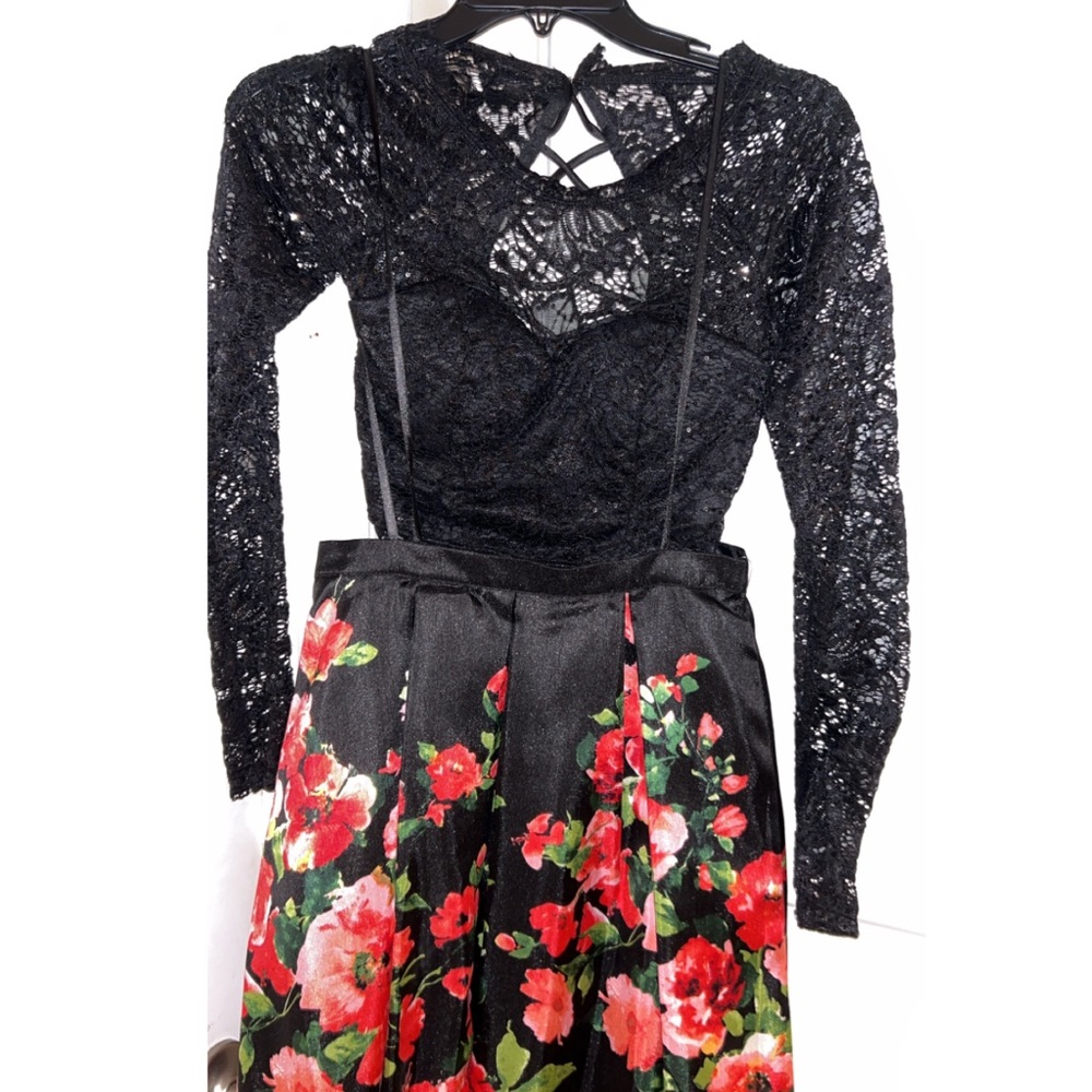 NWT Sequin Hearts 2 Piece Set - Picture 8 of 9